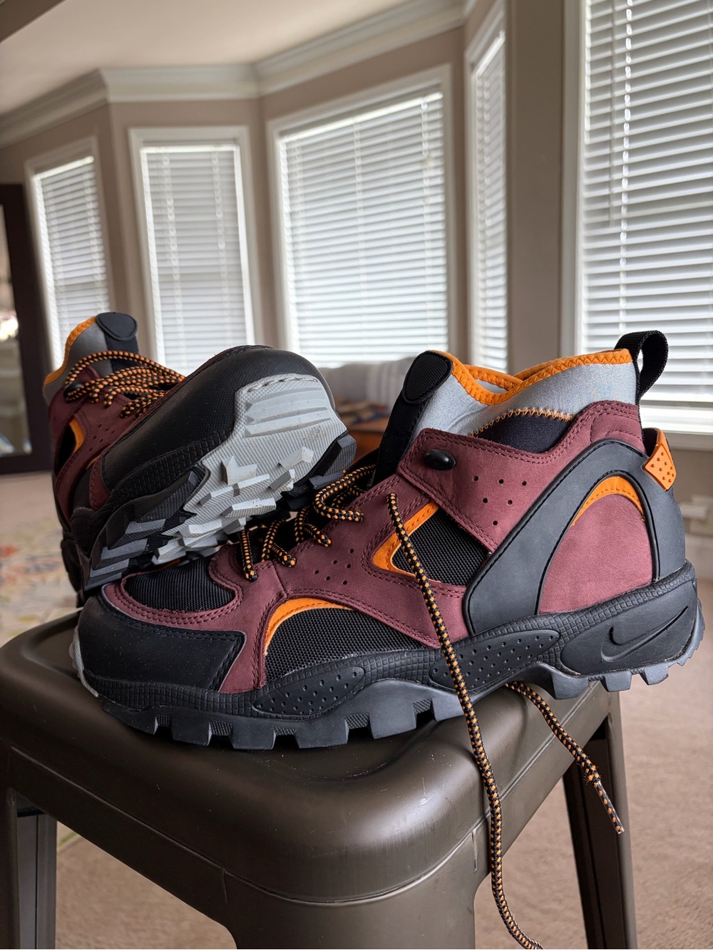 Nike Men’s ACG “Team Brown” Trail size 12 rare  in Burgundy and Orange - Picture 3 of 6
